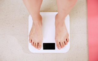 6 wetenschappelijk onderbouwde manieren om je metabolisme te versnellen en gewichtsverliesproblemen te overwinnen met dieet, supplementen en levensstijl